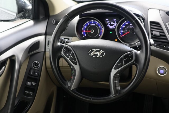 2016 Hyundai Elantra Value Edition photo 10