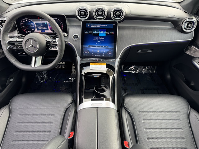 2026 Mercedes Benz GLC 300 4MATIC photo 2