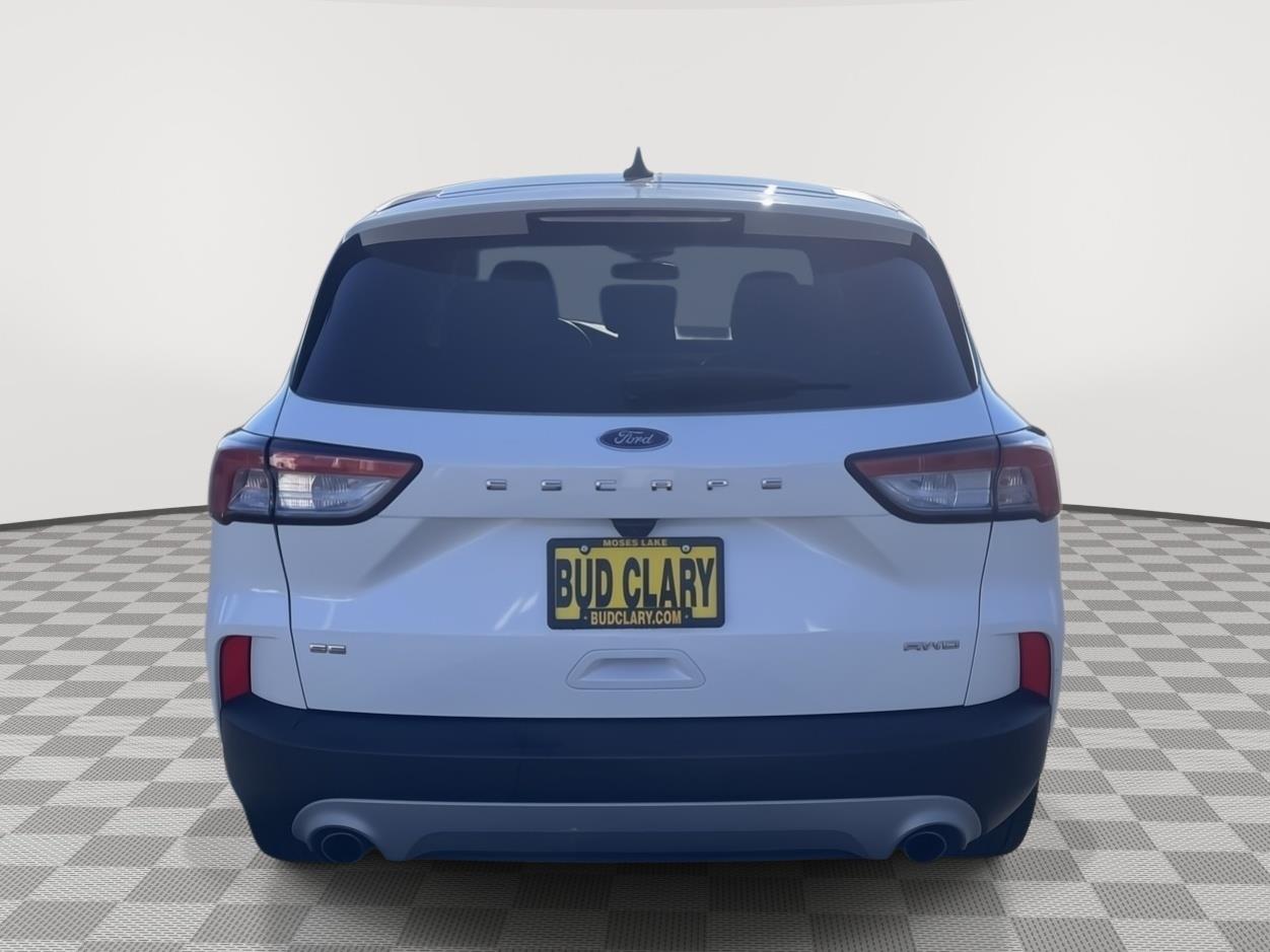2022 Ford Escape SE photo 4