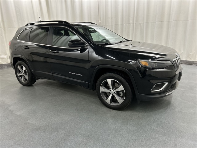 2022 Jeep Cherokee Limited's photo