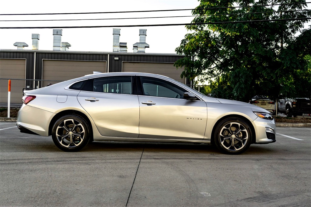 2022 Chevrolet Malibu 1LT photo 3