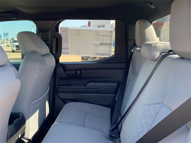 2025 Toyota Tacoma SR5 4x4 Double Cab photo 13
