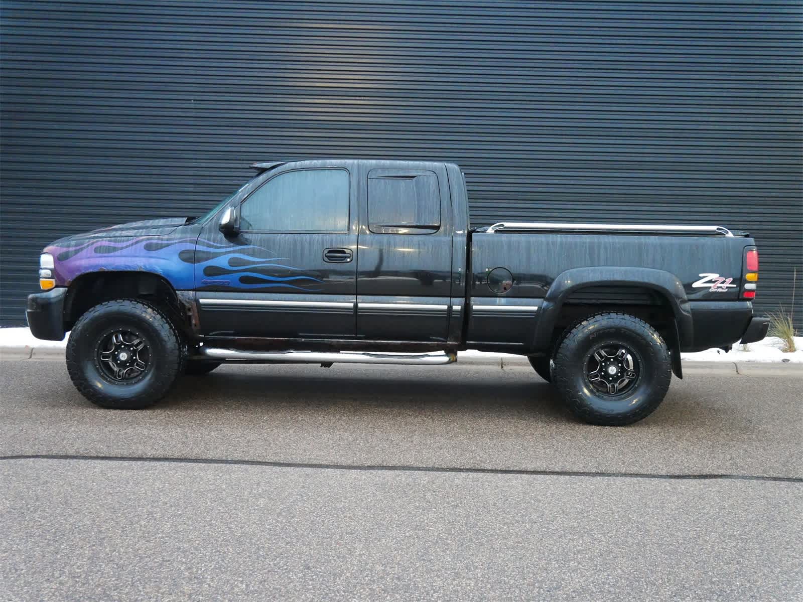 Used 2002 Chevrolet Silverado 1500 LS with VIN 2GCEK19T921266420 for sale in Saint Paul, Minnesota