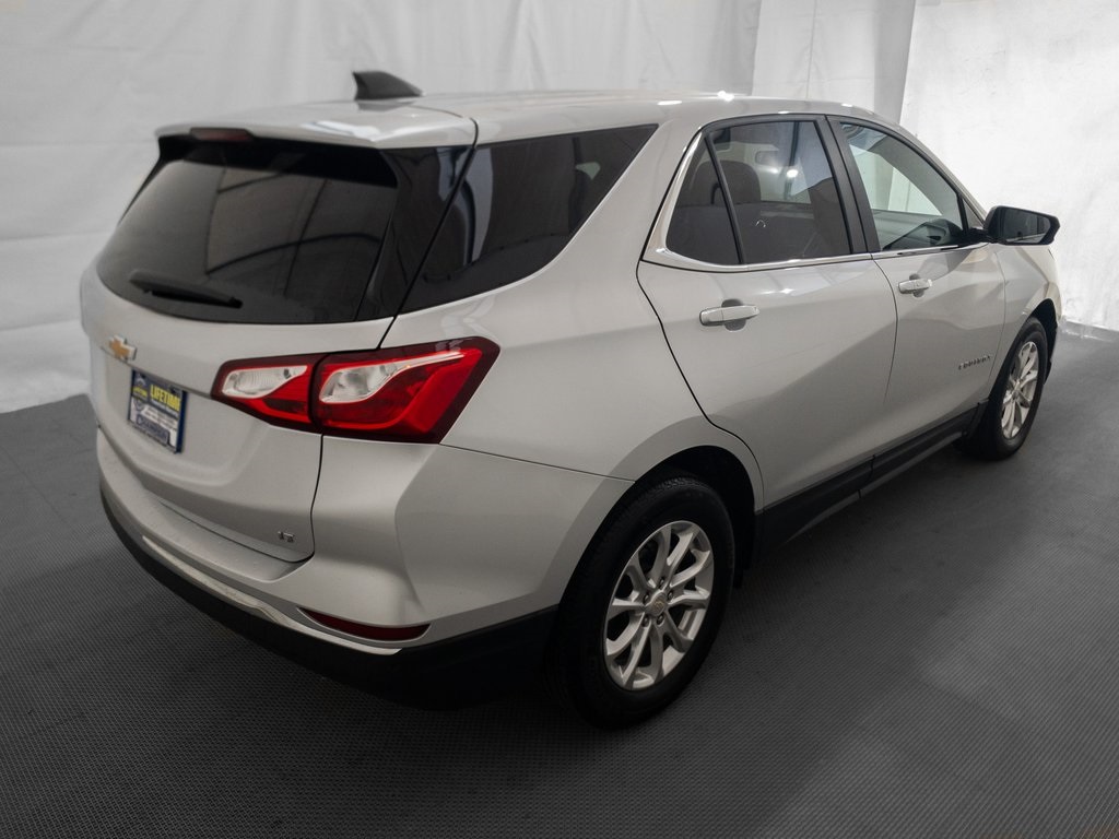 2021 Chevrolet Equinox LT photo 4