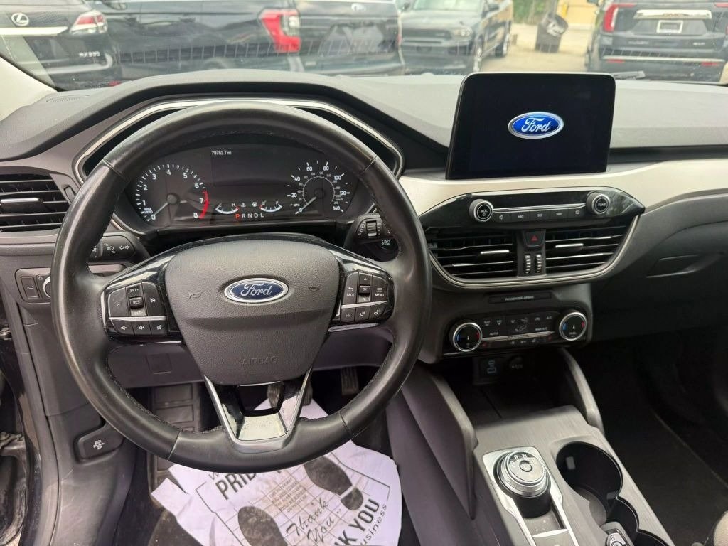 2022 Ford Escape SE photo 7
