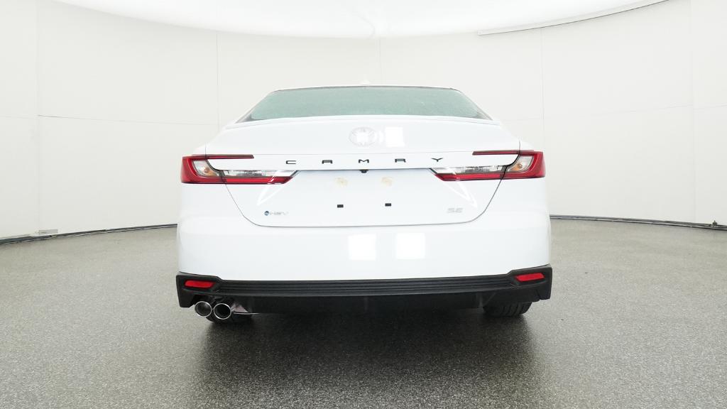 2025 Toyota Camry SE photo 17