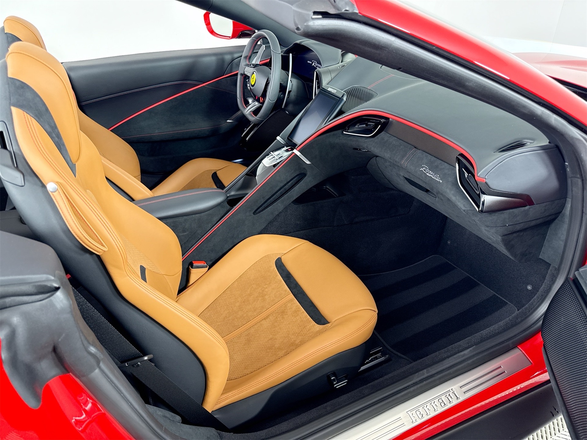 2024 Ferrari Roma Base photo 21