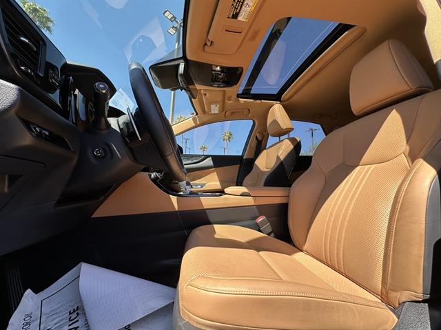 2022 Lexus NX Premium photo 9