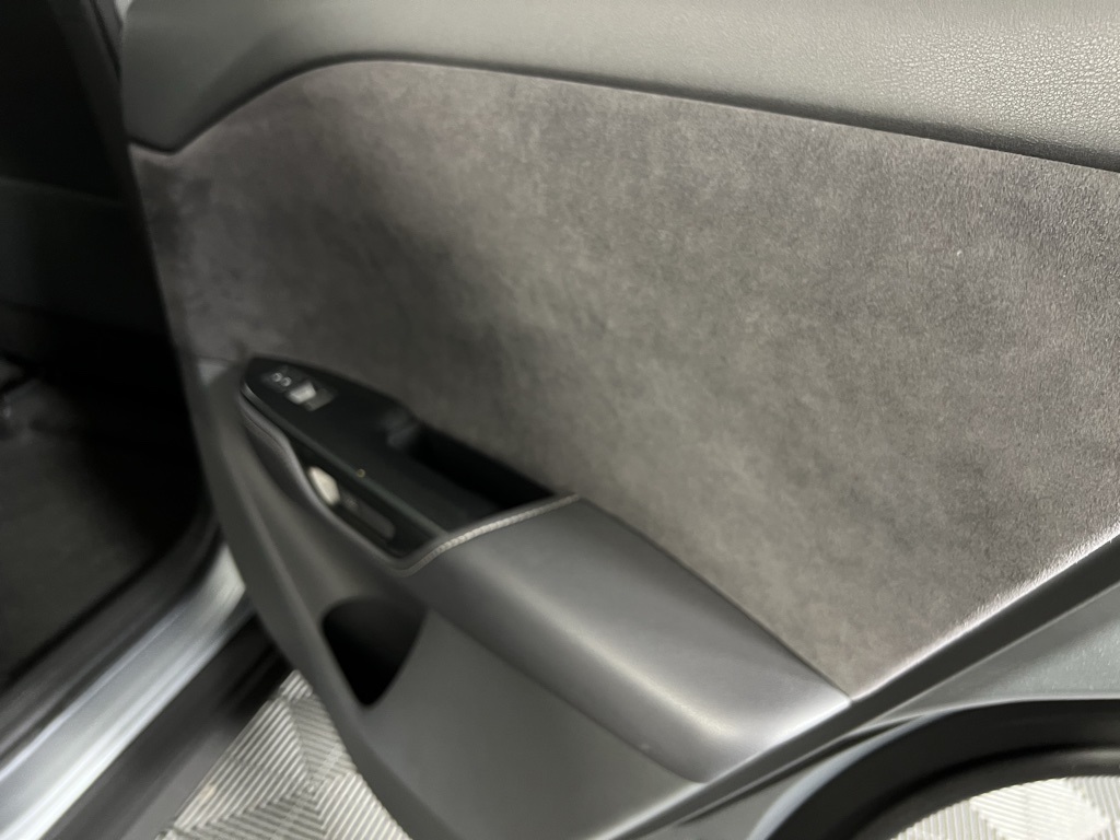 2023 Lexus RZ 450e Luxury photo 27