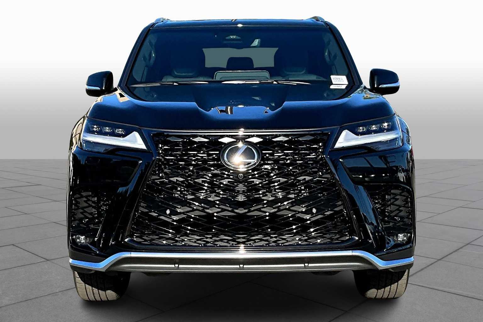 2025 Lexus LX 600 F SPORT Handling photo 3