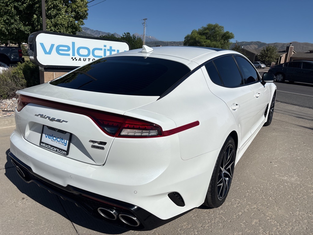 2022 Kia Stinger GT-Line photo 6