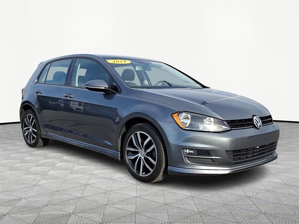 2015 Volkswagen Golf TSI SE's photo