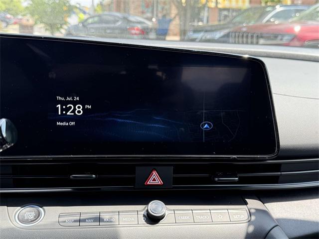 2025 Hyundai Elantra N Base photo 3