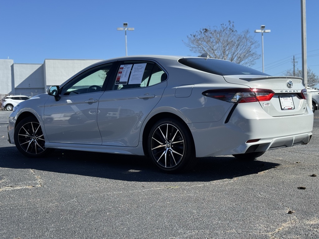 2024 Toyota Camry SE photo 2