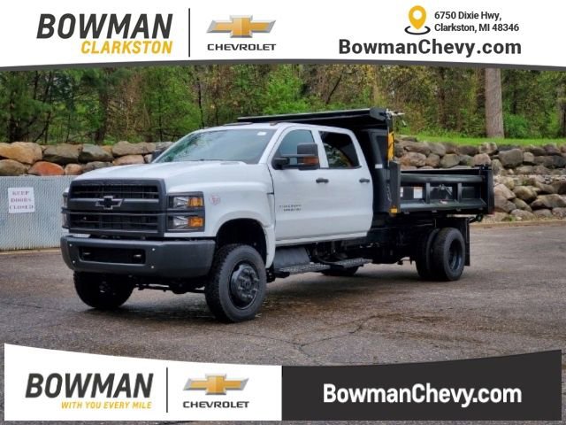 2024 Chevrolet Silverado 4500 Medium Duty Chassis Cab Work Truck's photo