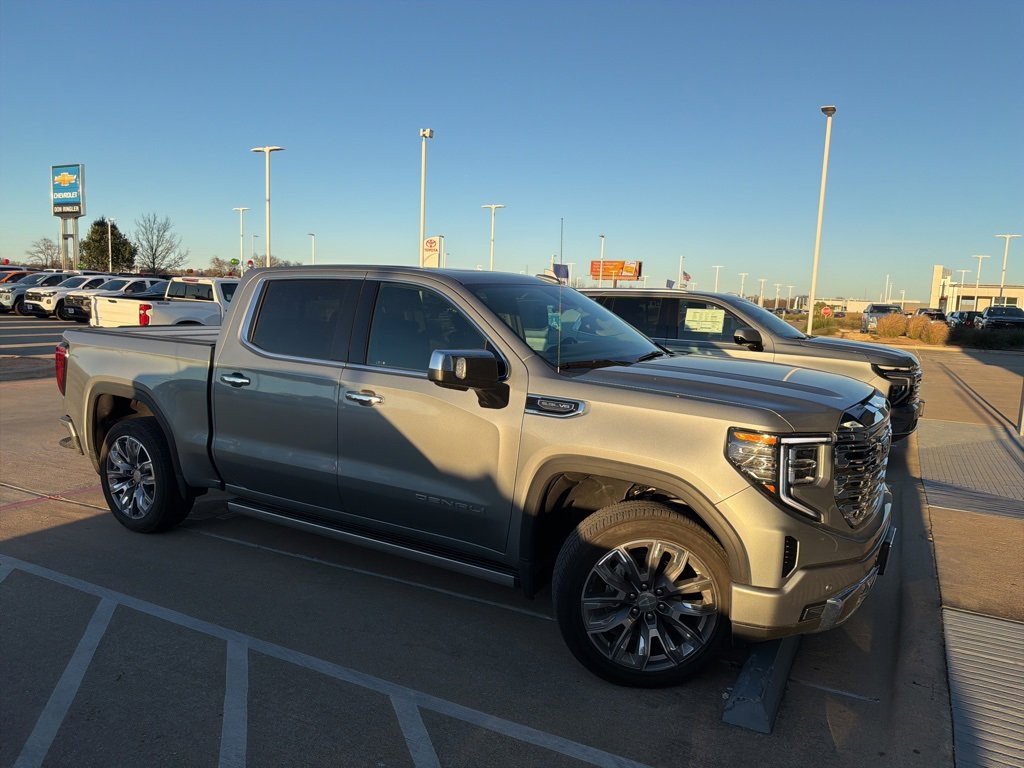 2025 GMC Sierra 1500 Denali's photo