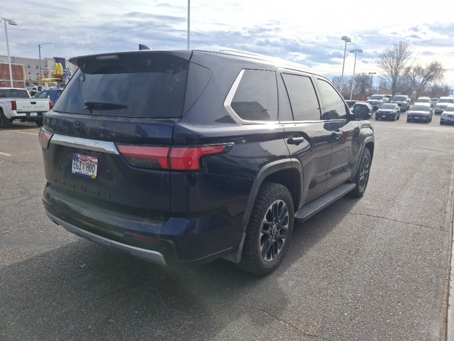 2024 Toyota Sequoia SR5 photo 2