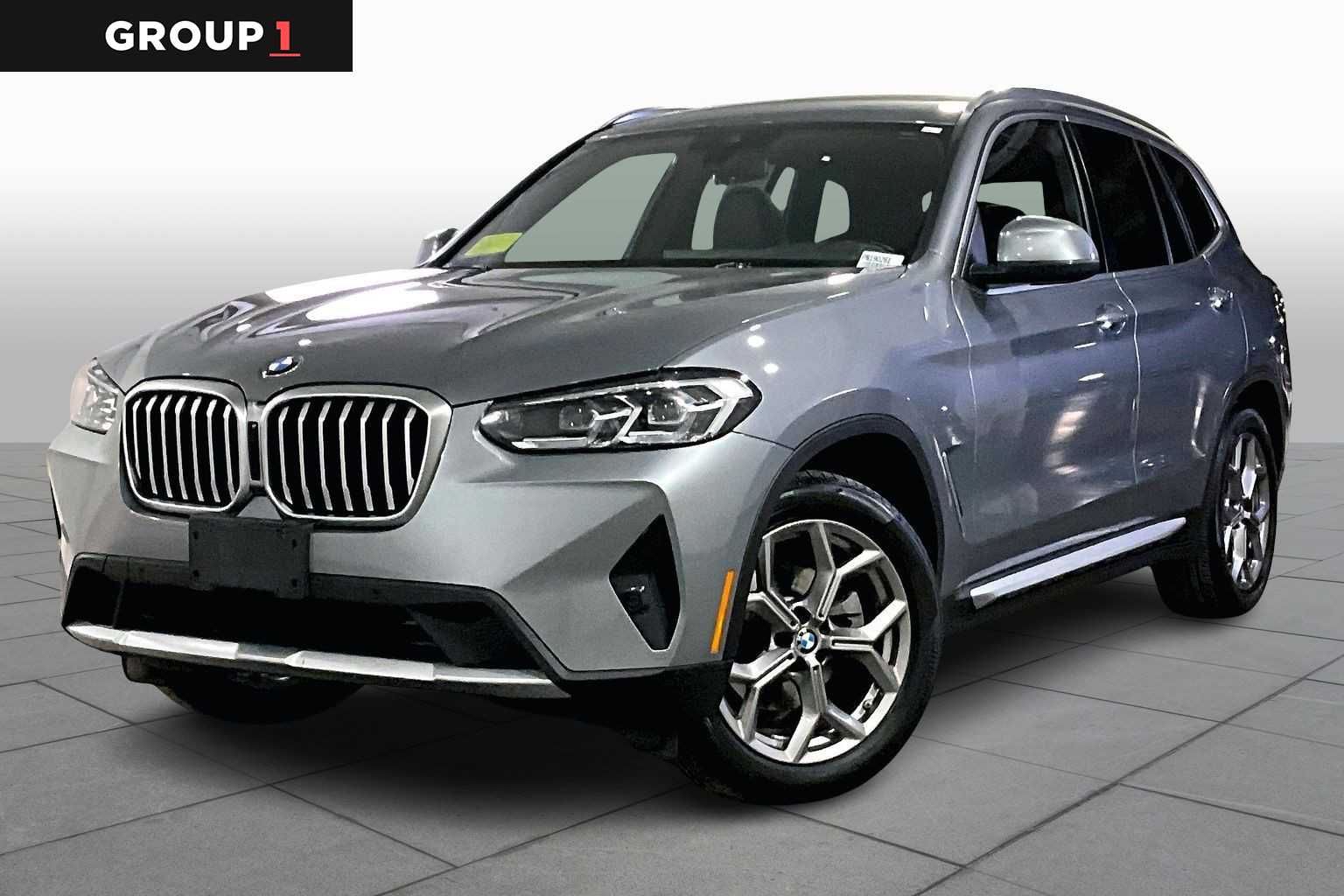 2023 BMW X3 30i's photo