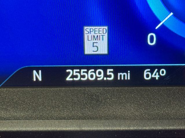 2023 Ford Explorer Platinum photo 4