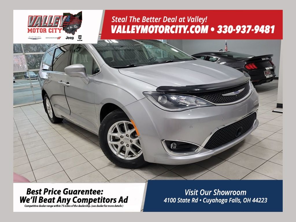 2020 Chrysler Pacifica Touring