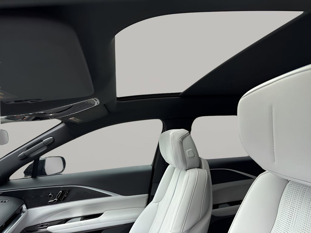 2025 Cadillac Lyriq Sport photo 31