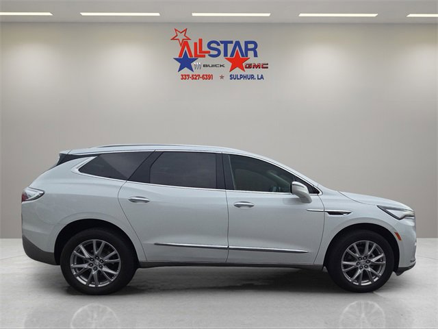 2023 Buick Enclave Essence photo 6