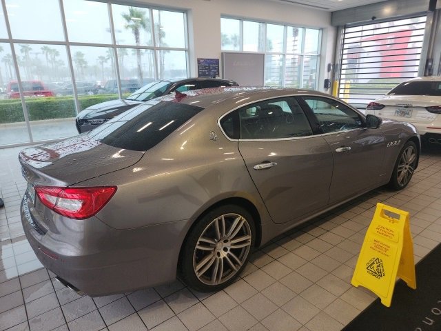 2018 Maserati Quattroporte GranLusso photo 2
