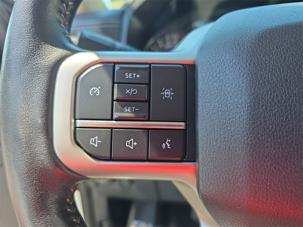 2024 Ford Expedition MAX XLT photo 16