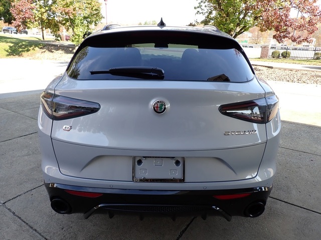 2025 Alfa Romeo Stelvio Sprint Base photo 4