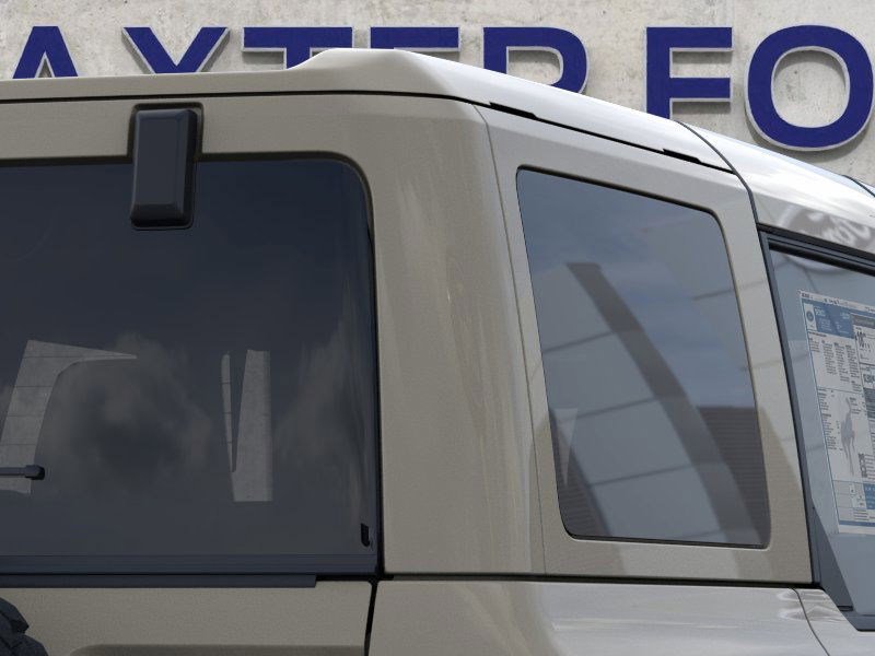 2025 Ford Bronco Outer Banks photo 3