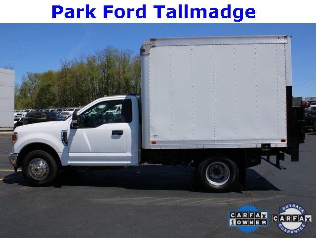 2022 Ford F-350 XL photo 2