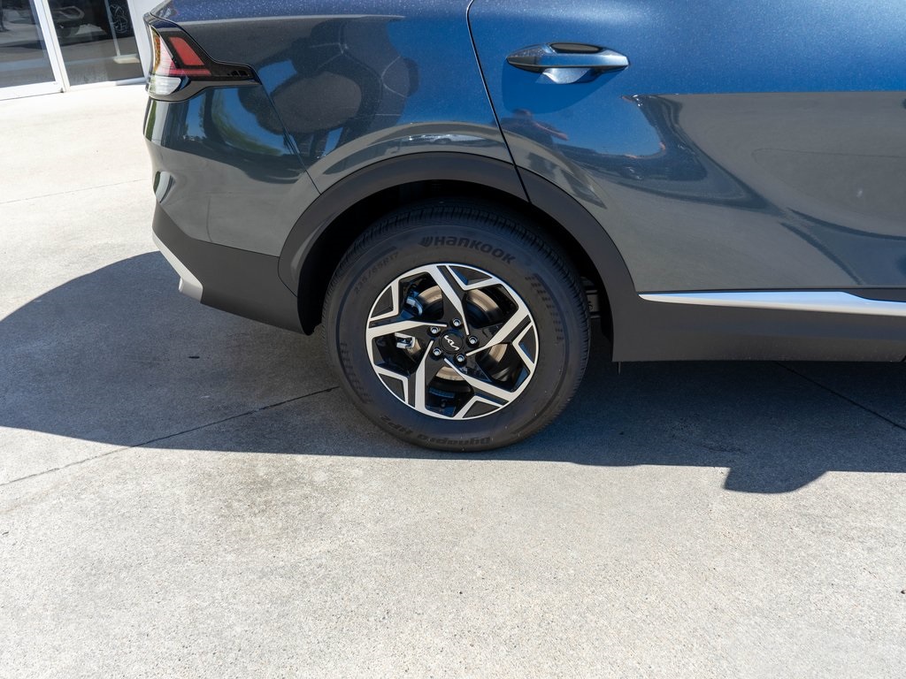 2025 Kia Sportage LX photo 28