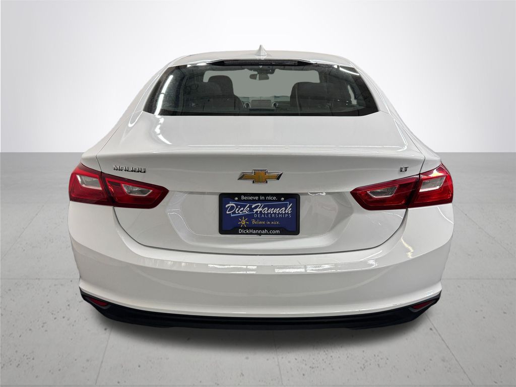 2023 Chevrolet Malibu 1LT photo 4