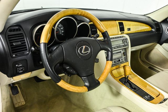 2002 Lexus SC 430 photo 4