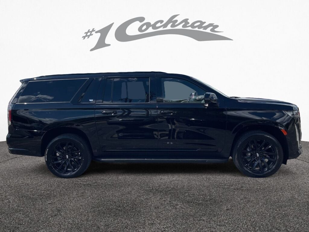 2024 Cadillac Escalade ESV Sport photo 8