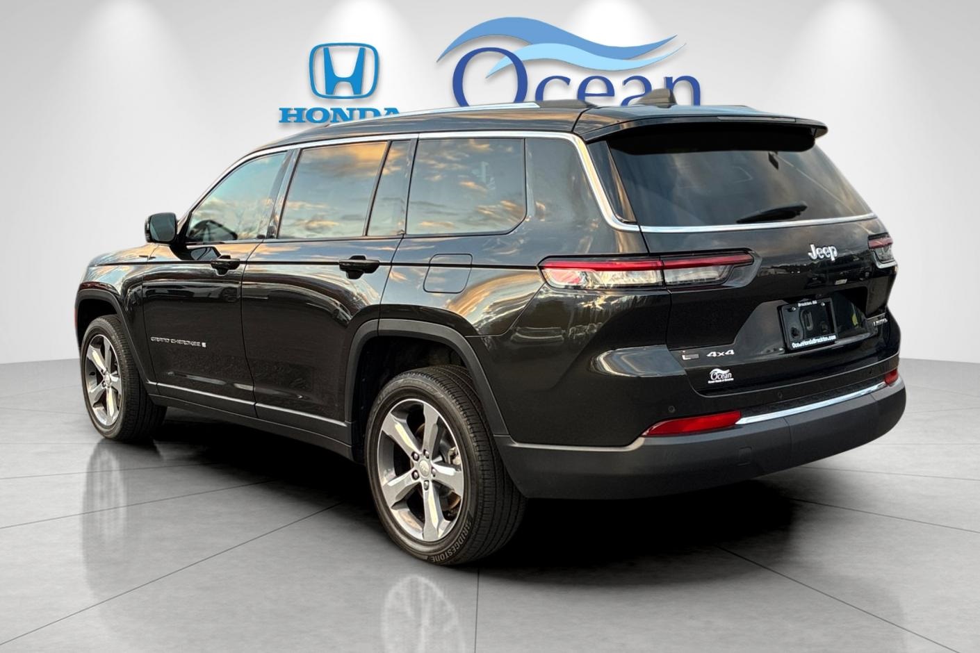 2022 Jeep Grand Cherokee Limited photo 4