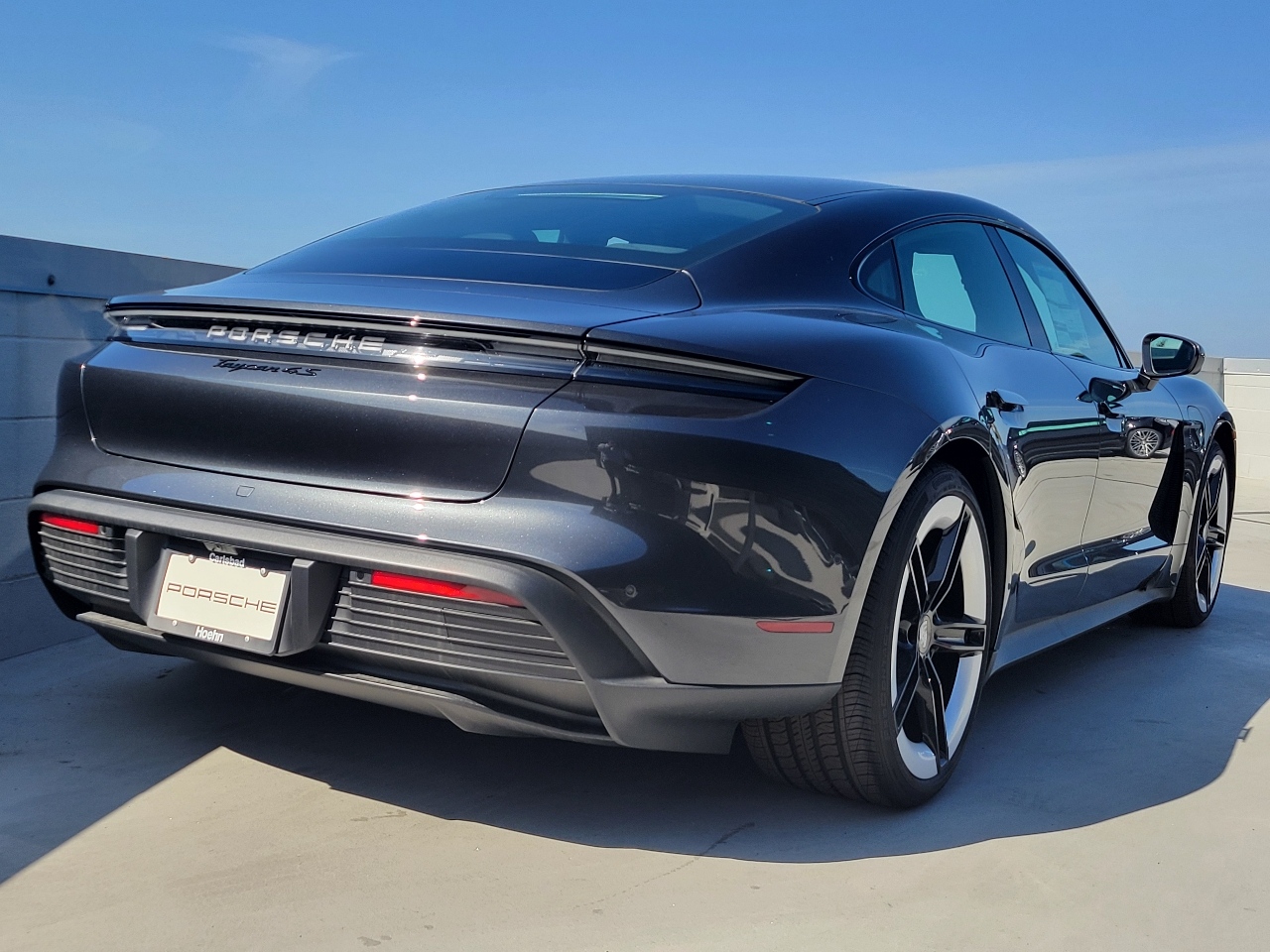 2025 Porsche Taycan 4S photo 21