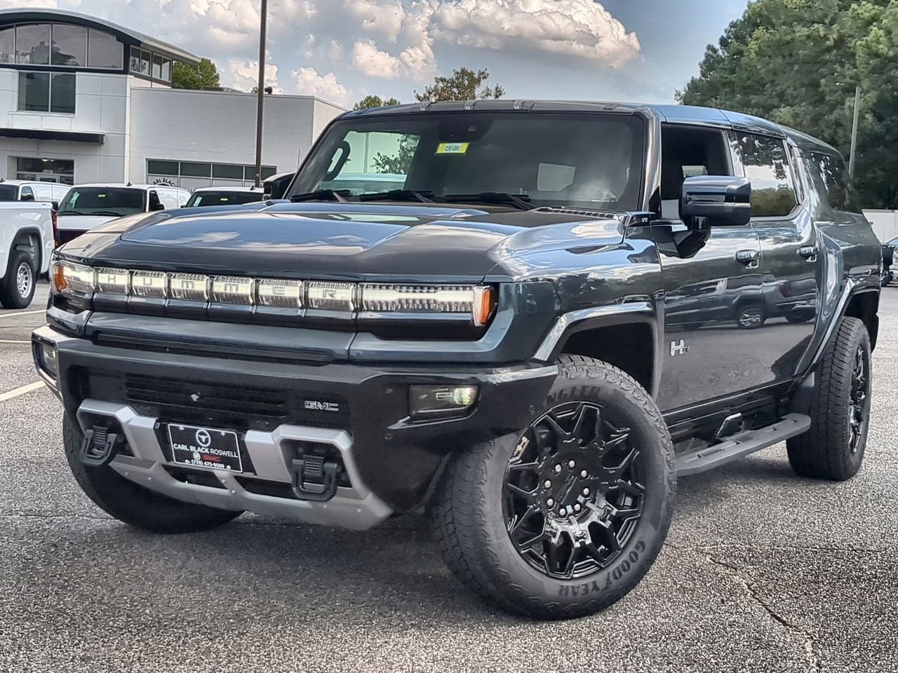 2025 GMC HUMMER EV 2X's photo