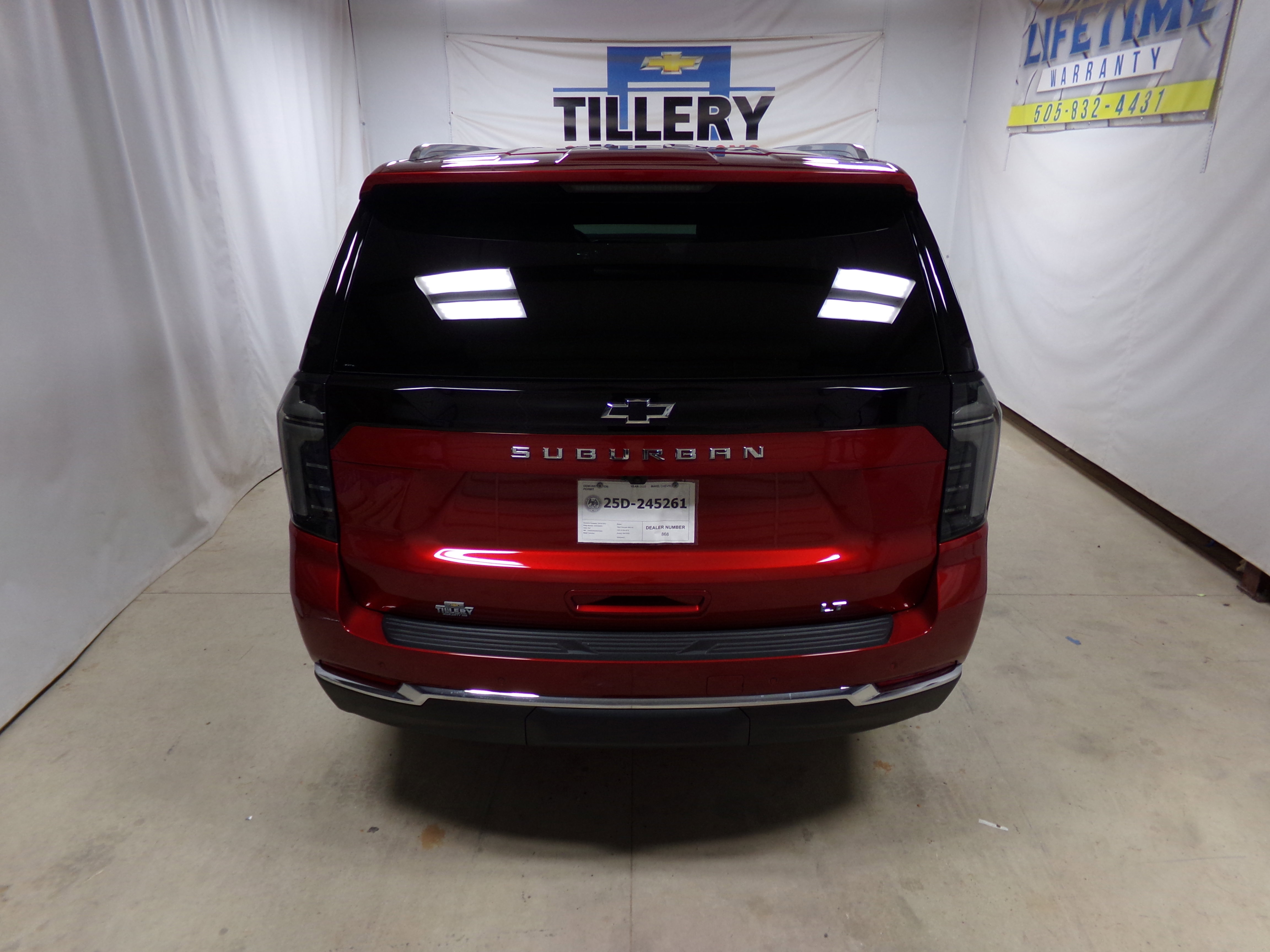 2025 Chevrolet Suburban LT photo 5