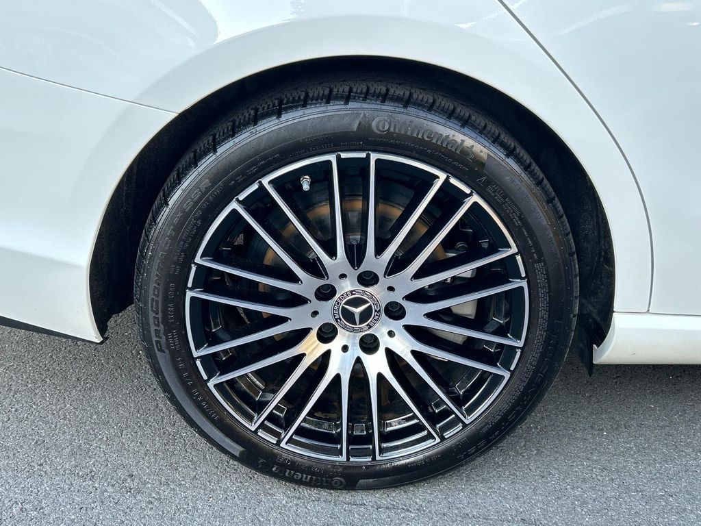 2025 Mercedes Benz C 300 4MATIC photo 15