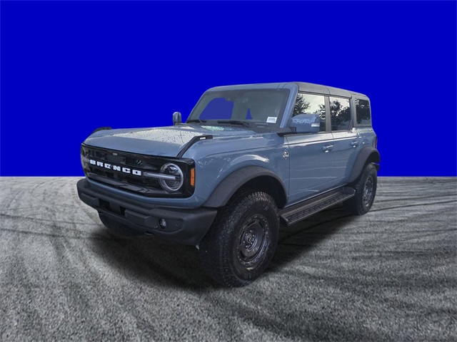 2025 Ford Bronco Outer Banks photo 3
