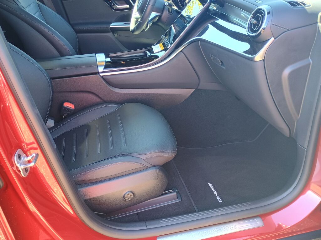 2025 Mercedes Benz GLC 300 4MATIC photo 19