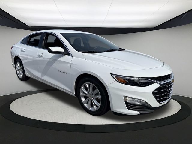 2025 Chevrolet Malibu 1LT photo 2