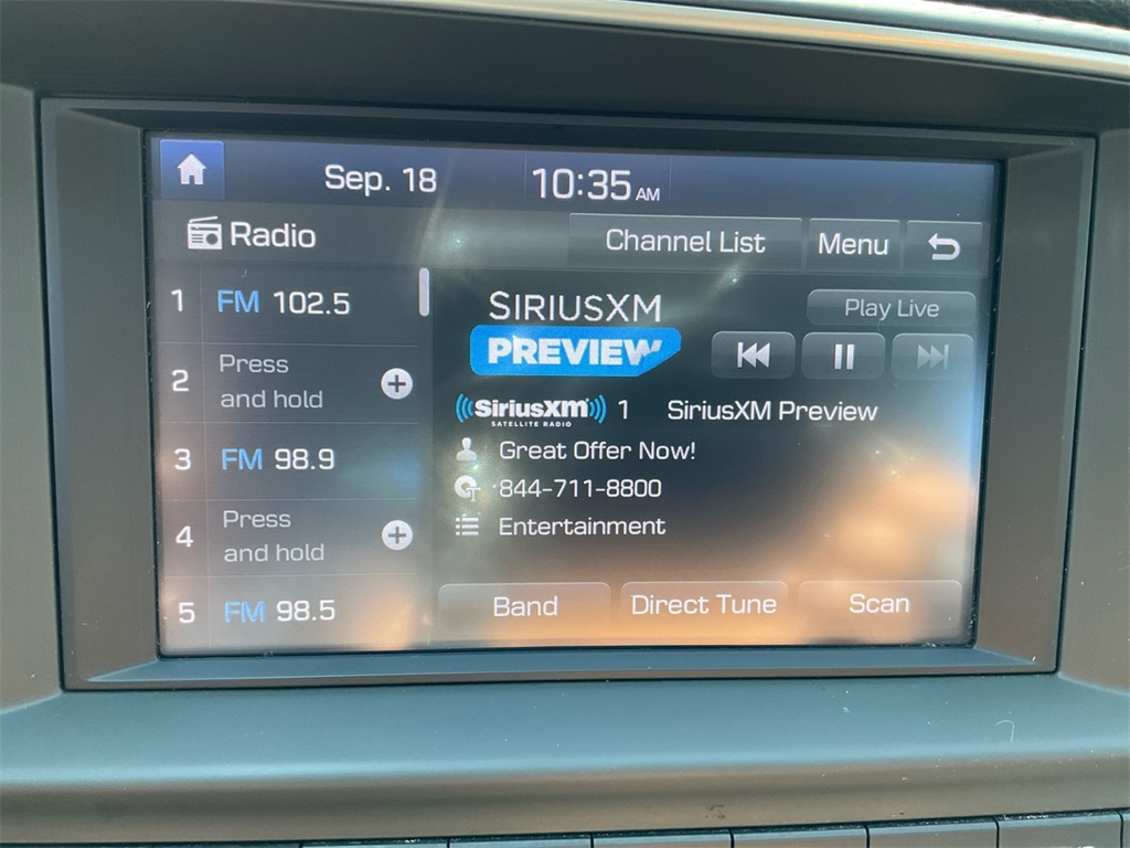 2019 Hyundai Elantra SEL photo 19