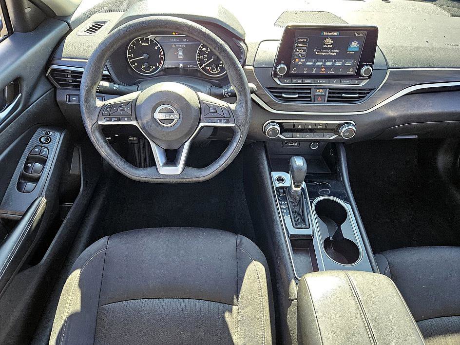 2024 Nissan Altima 2.5 SV photo 9
