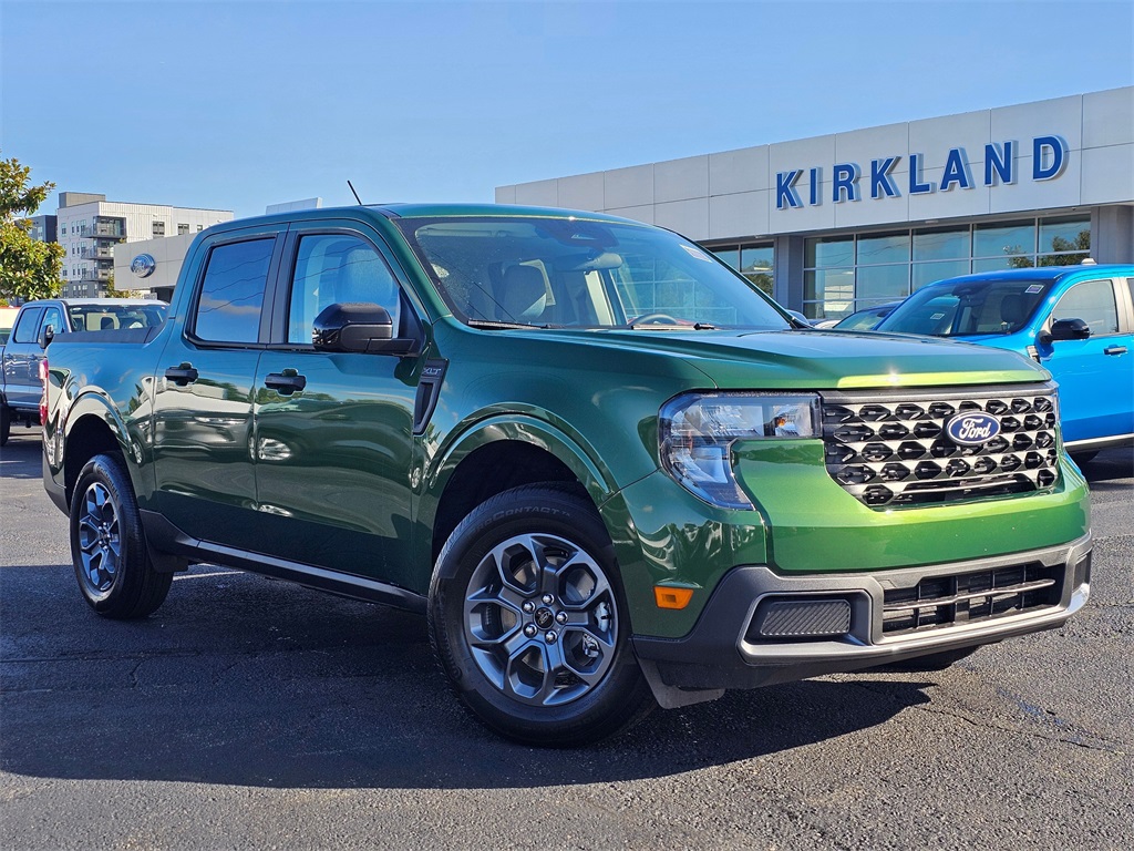 2025 Ford Maverick XLT's photo