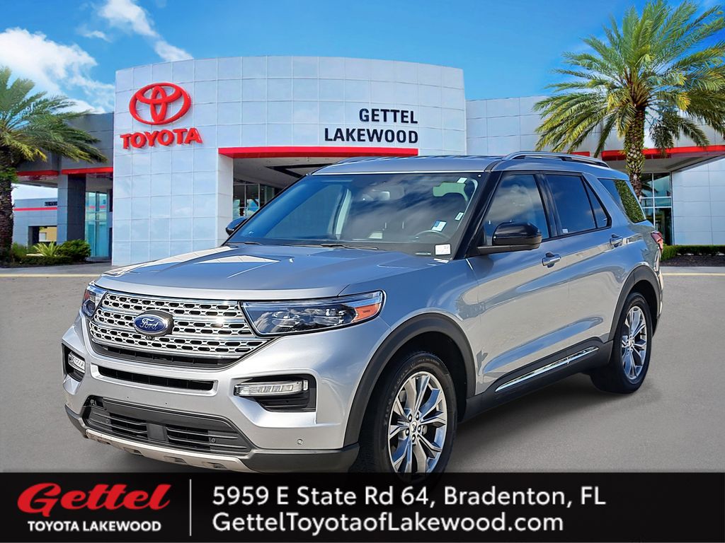 2022 Ford Explorer Limited's photo