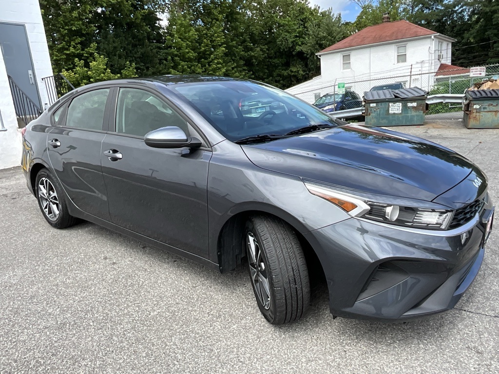 2023 Kia Forte LXS photo 8