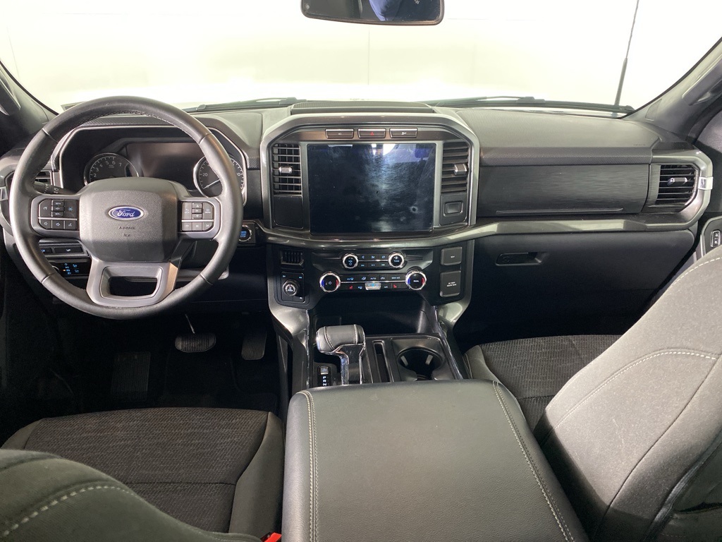 2023 Ford F-150 XLT photo 2