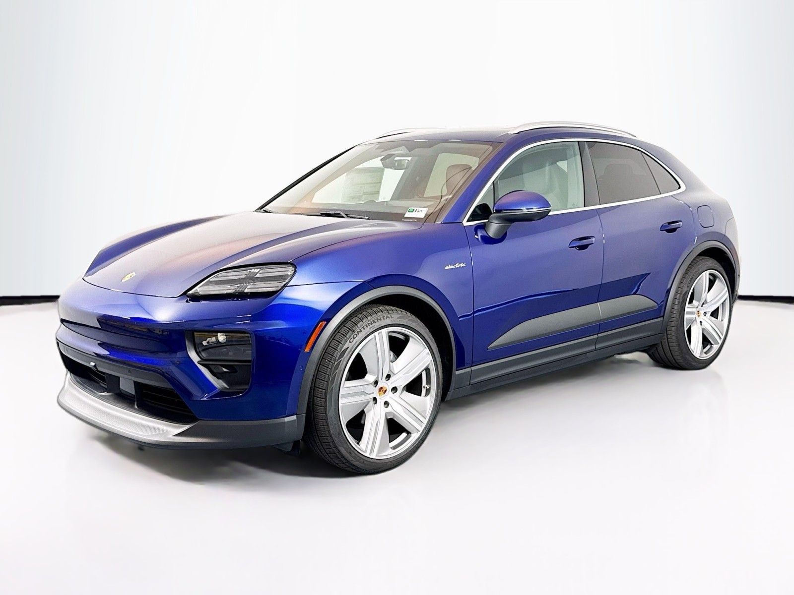2024 Porsche Macan Base